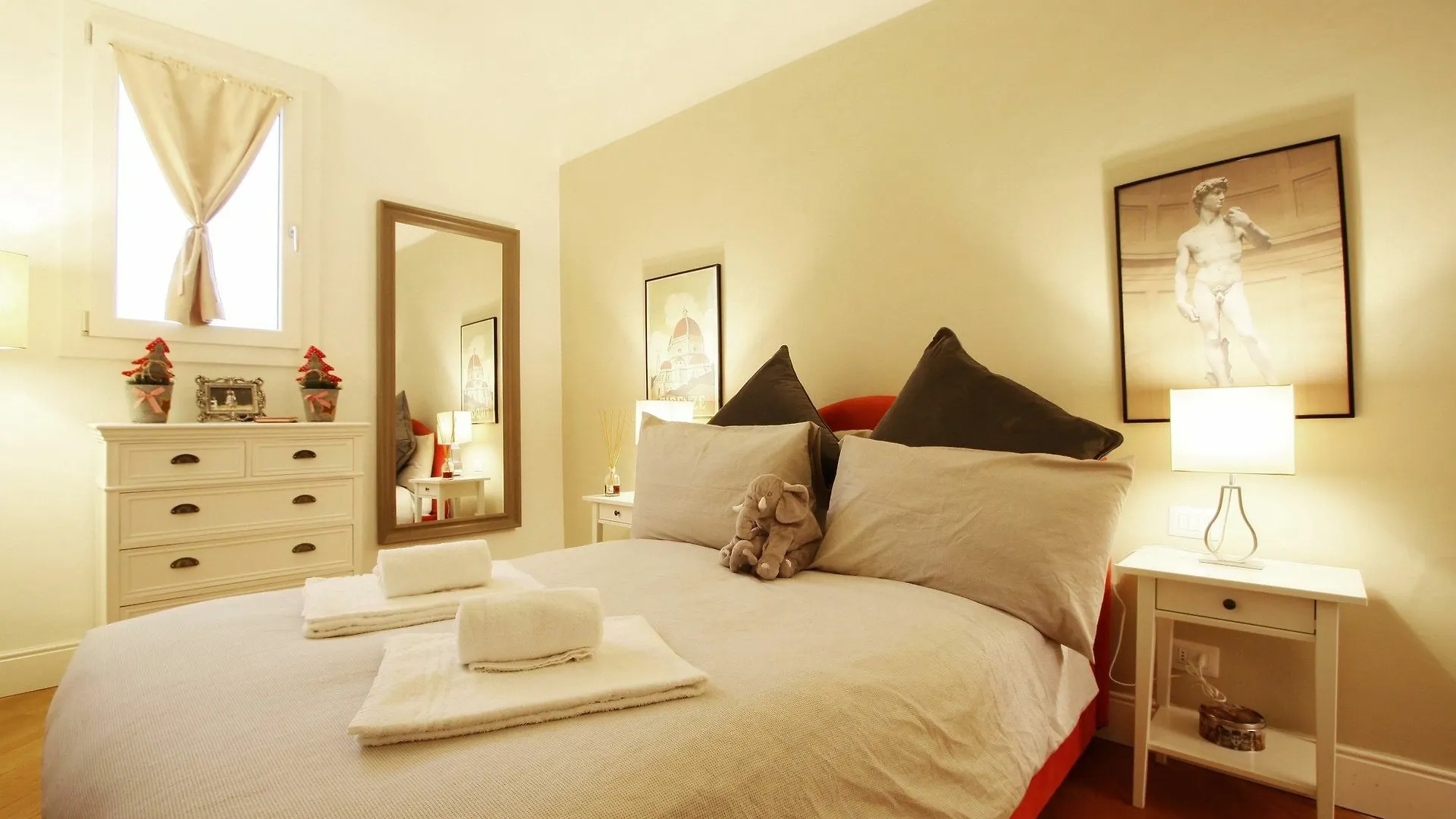Apartment Claudia Suite With View In Florence Italy
